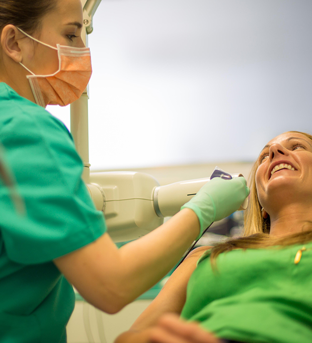 laura dentista